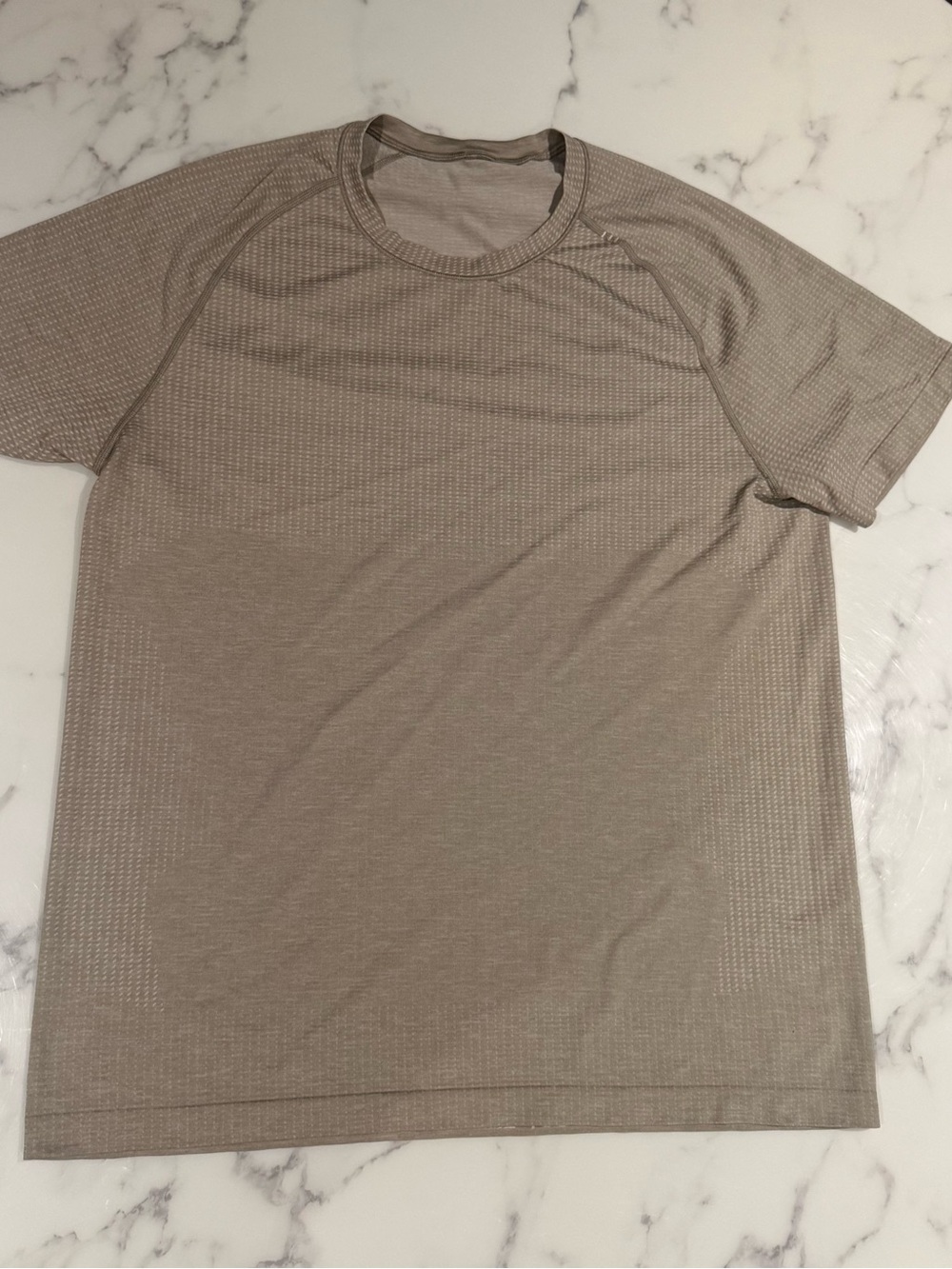 Lululemon Metal Vent Tech Short Sleeve in Tan - Size Large